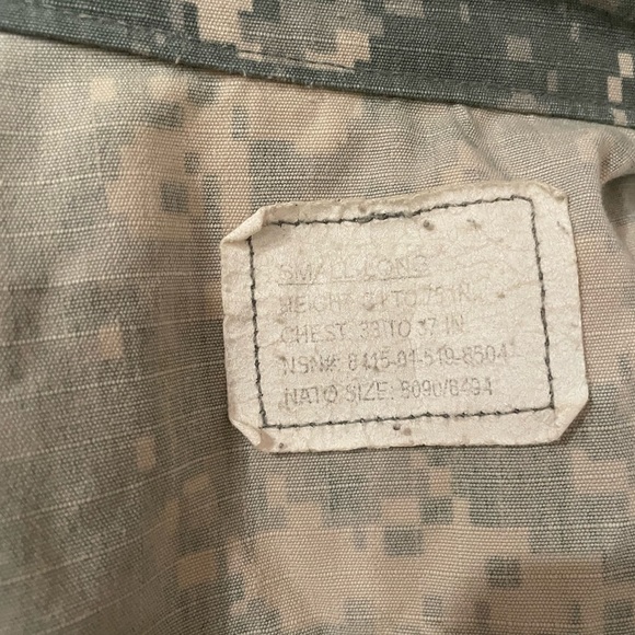 VINTAGE ARMY COAT - Picture 7 of 8